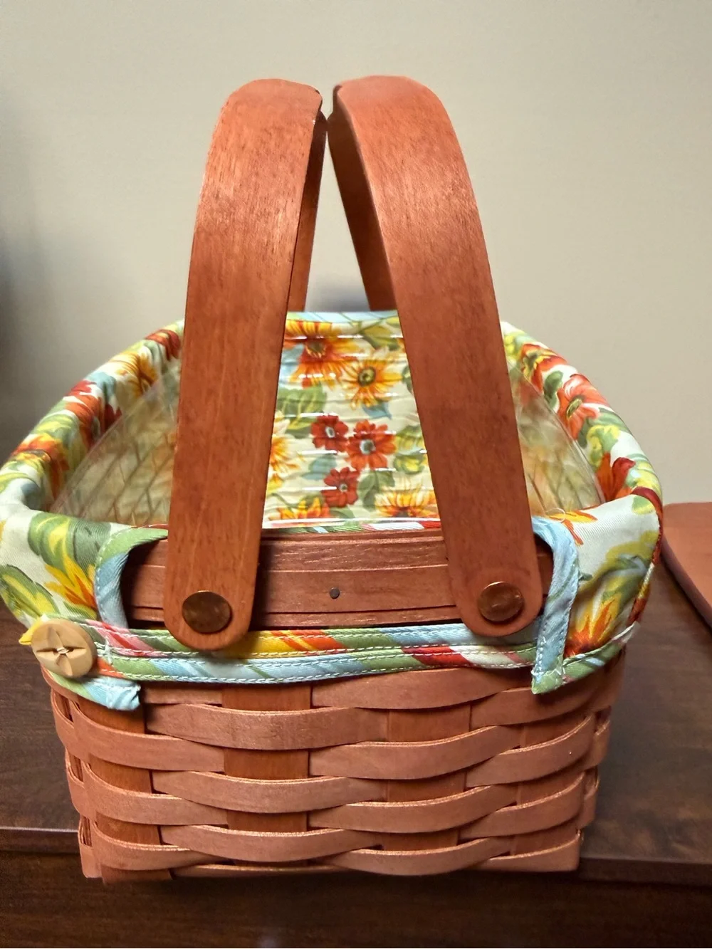 Like New Cinnamon Stain Longaberger Lunchbox Basket Set with Sunflower Liner
